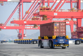 最大自动化码头:上海洋山深水港四期年底开港