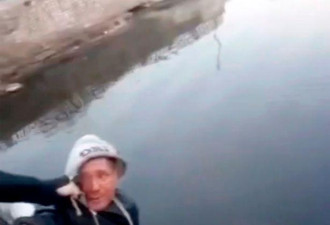 两博主为拍视频博关注 故意将陌生大叔推下河中