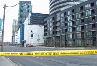 多伦多市中心高层公寓掉东西 湖滨路暂时关闭