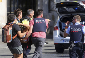 西班牙恐袭已致14死130伤 第4名嫌犯被逮捕