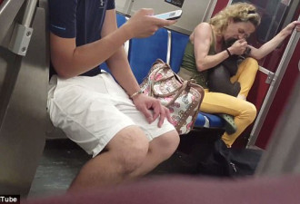 多伦多地铁骇人一幕：女子疯狂撕咬宠物狗