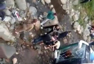 泸沽湖旅游大巴坠河致8伤 肇事嫌疑人已被控制