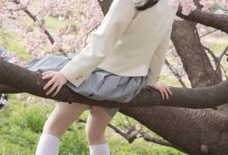 日本最清纯的女高中生，她也是性感的恶魔女孩