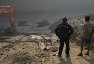 外媒：缅甸一处玉石矿发生塌方 超过50人死亡