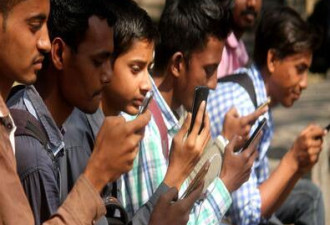 印度政府妄称中国手机窃取信息 将开展审查