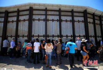 特朗普要求墨西哥支付边境墙费用 墨方:绝不付