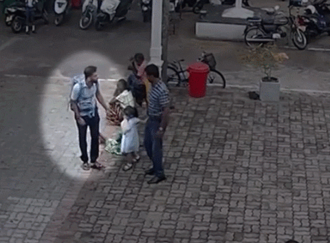 斯里兰卡教堂监控视频曝光 嫌疑人反常一幕被拍