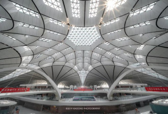 北京大兴新机场建成 “新世界七大奇迹”之首