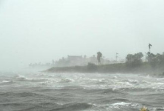 没完！飓风“哈维”致5死40失踪 或返大海充电