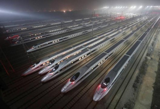 中国高铁超级时速创纪录 美日望尘莫及