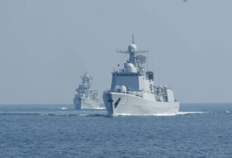 中国驱逐舰编队在黄海猛开炮 意指何方?
