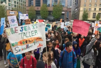 2000中小学生示威联邦应对气候变化不力