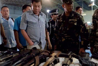 菲律宾禁毒战遭遇最血腥之日 一夜击毙32人