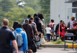 杜鲁多再拨4500万给多伦多 用于安置难民住宿