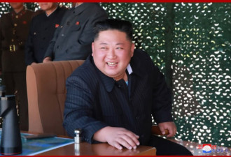 金正恩五天内再次指导朝鲜部队的新型导弹射击