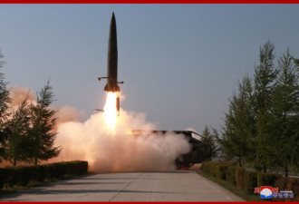金正恩五天内再次指导朝鲜部队的新型导弹射击