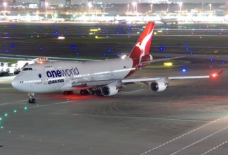 澳大利亚航空一波音747客机因引擎故障备降