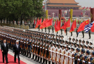 希腊总统访问中国，习近平夫妇举行了欢迎仪式