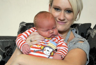 英国女子产下11斤巨婴 为平均新生儿重量2倍