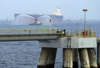 两艘沙特油轮在阿联酋水域附近遭到&quot;蓄意攻击&quot;