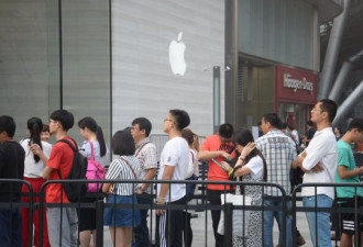 iPhone X上阵 苹果能否在华打响翻身仗?