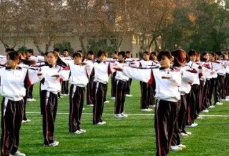 伯克利：在中国，学生十几年体育教育白搞