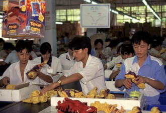 老照片:90年代在深圳的打工仔，这么多年白干？