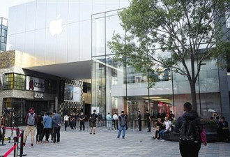 iPhone 8槽点频现 苹果市值蒸发超500亿美元