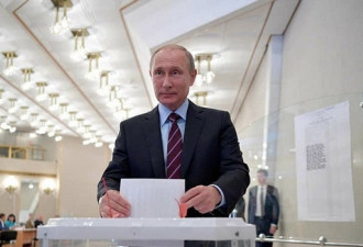 民调显示近7成俄罗斯受访者希望普京连任总统