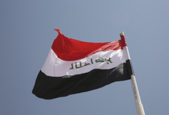 火箭弹在美国驻伊拉克大使馆附近的空地爆炸