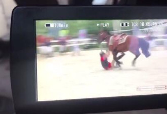 吴秀波意外坠马视频曝光 头和身体疑被踩
