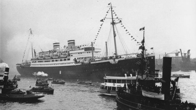 The St. Louis at Hamburg, Germany, prior to its departure for Cuba in May, 1939. (U. S. Holocaust Memorial Museum)