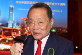马来首富竟是福建人，身价百亿女儿个个美貌