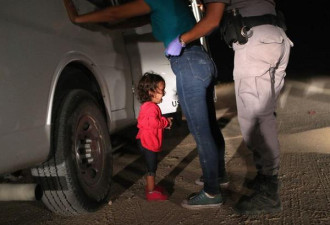 美墨边境已死283移民，2岁儿童被逮捕期间死亡