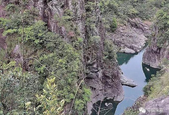 在当代中国，竟有一对母子隐居深山与世隔绝