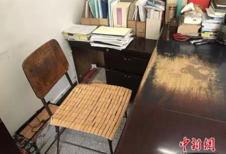 不只高铁坐二等座,网红院士的这张书桌更震撼