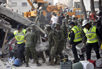 墨西哥地震演习结束后强震 居民误将警报当演习