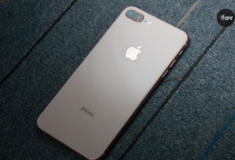iPhone8/8Plus 首发真机 忽略正面看它美背