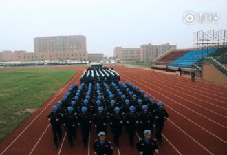 中国维和警察在非洲地位很高 像战狼2里一样