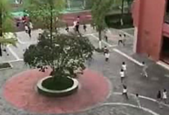 四川广元发生5.4级地震 学生飞奔逃出教学楼