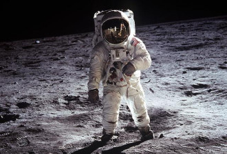 宇航员死于意外？推测阿波罗登月计划是骗局