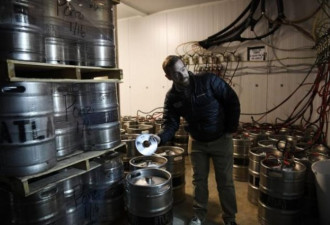 美国特朗普政府对铝加征关税，啤酒业“喊疼”