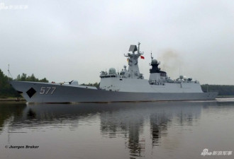 风景如画！中国海军访问编队再游德国基尔运河