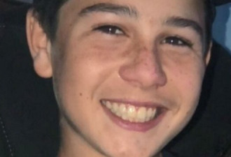澳洲问题少年偷车害死朋友，转身竖中指