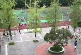 广元5.4级地震震感强烈 小学生尖叫出逃