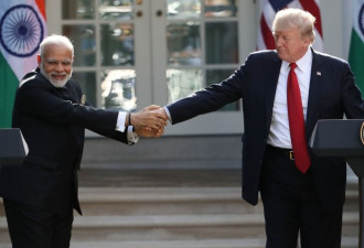 特朗普称一个电话打给莫迪 印度关税减半