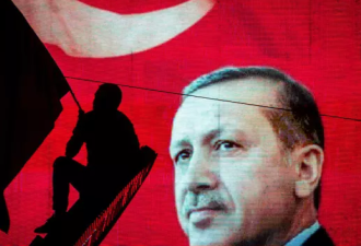 土耳其判处《华尔街日报》记者监禁
