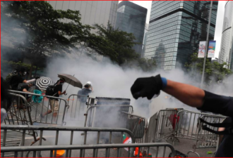 香港民众的抗争让老美又多了一个谈判筹码