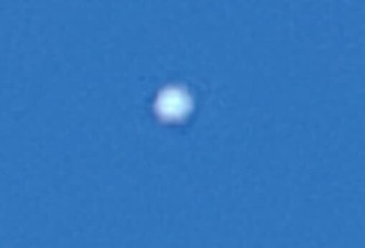 外星人？热气球？美国堪萨斯城惊现UFO