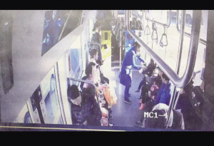 4龄童发烧突抽搐 电车全车人同意8站不停直送医